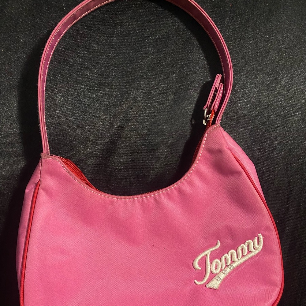 pink tommy hilfiger bag 🎀
